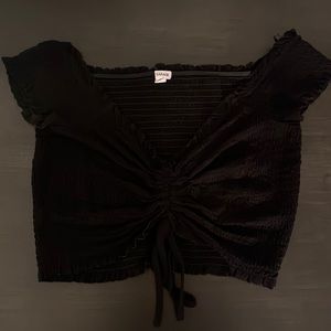 Capped sleeves crop top